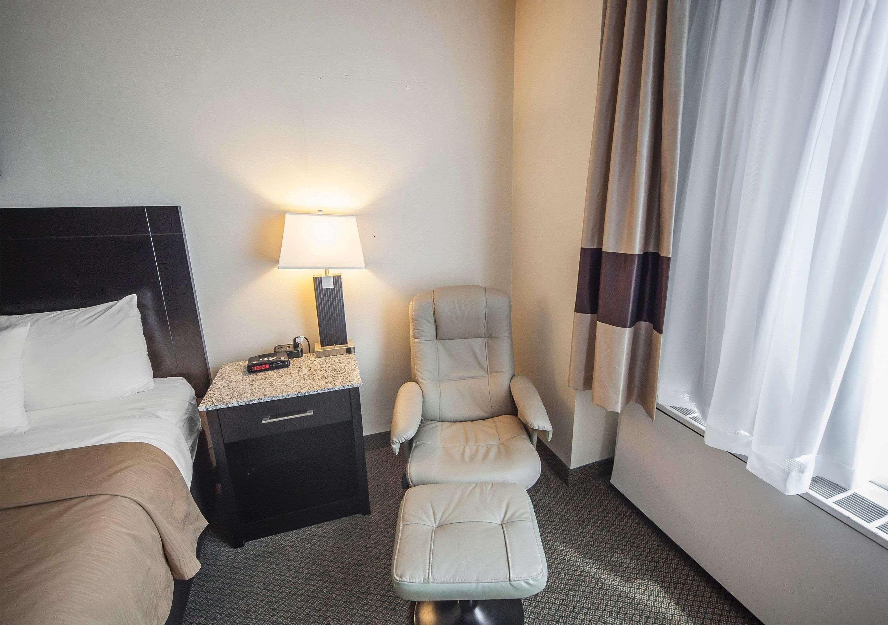Comfort Inn & Suites Edmonton Kültér fotó
