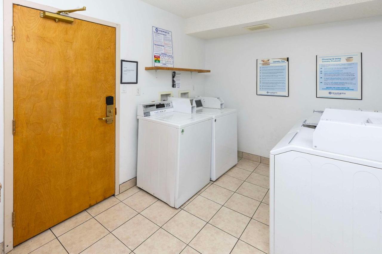 Comfort Inn & Suites Edmonton Kültér fotó